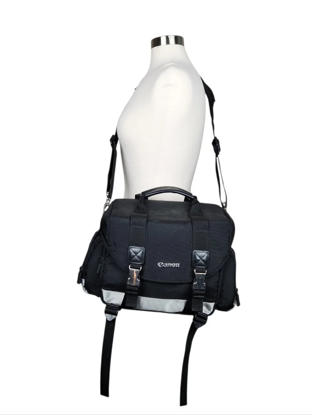 Canon 200DG Digital SLR 15